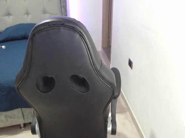 Live sex webcam photo for Noha_24_ #264889610