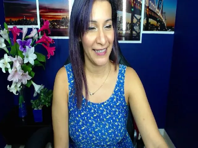 Live sex webcam photo for Infernalsexx #254909532