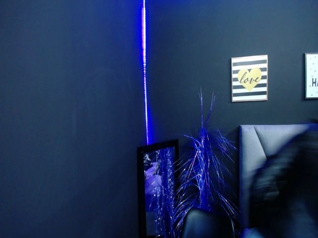 Live sex webcam photo for samantasmithh #264227602