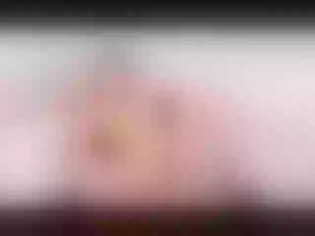Live sex webcam photo for SaraMcHottie #249655384