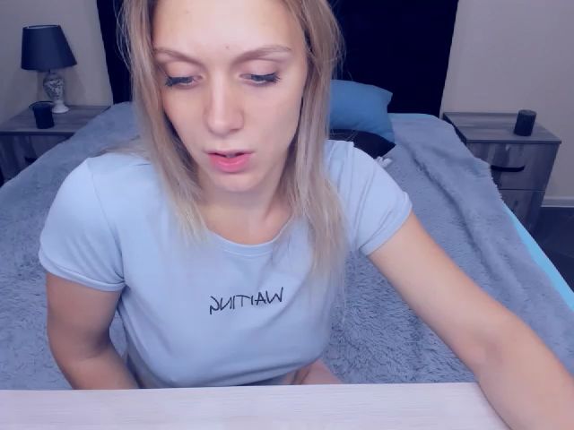 Live sex webcam photo for MeganKind #258006526