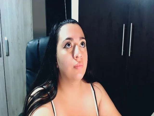 Live sex webcam photo for Hela_one #254372027