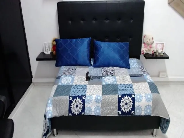 Live sex webcam photo for Sofi_Ar #264907483