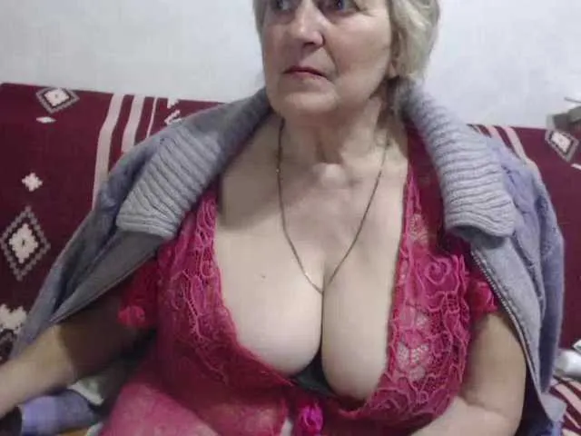 Live sex webcam photo for jannahot #241811791