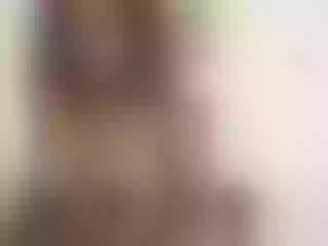 Live sex webcam photo for AngelaQueen #241250508