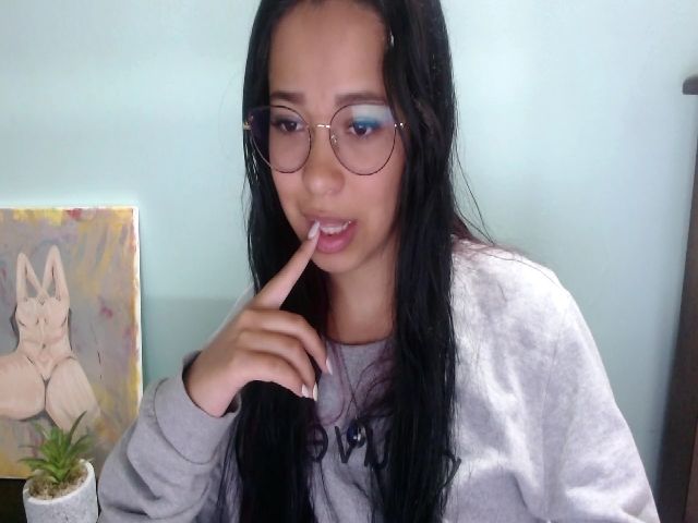 Live sex webcam photo for Gina_reid #253751260