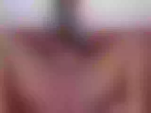 Live sex webcam photo for BrownieYonce_ #252788158