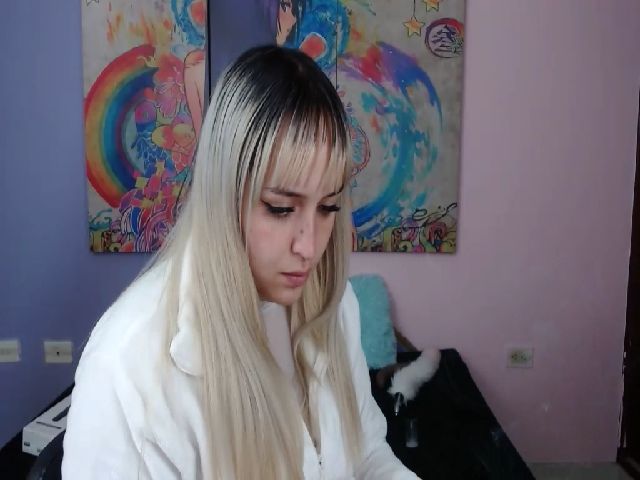 Live sex webcam photo for Anyela_bubble #265398910