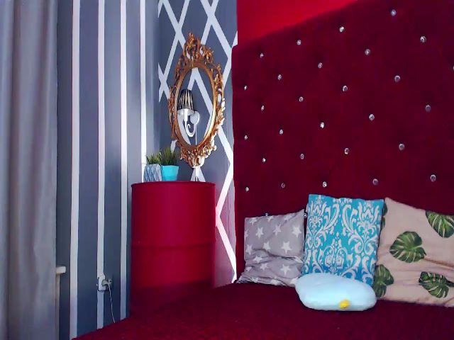 Live sex webcam photo for ElizaDori #261647271