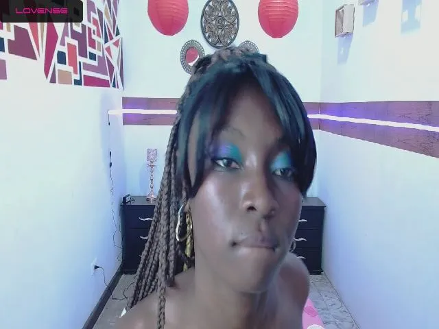 Live sex webcam photo for Brianythomson #264182452