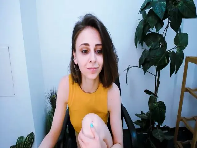 Live sex webcam photo for Tetti_Korti #252539802