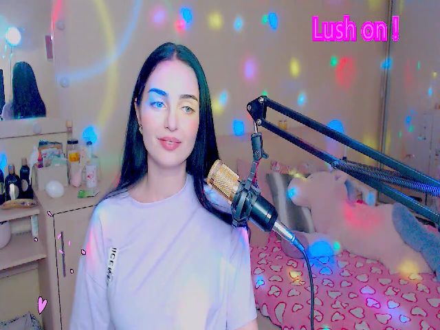 Live sex webcam photo for sunshinebabee #264630952