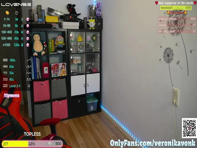 Live sex webcam photo for VeronikavonK #259449458