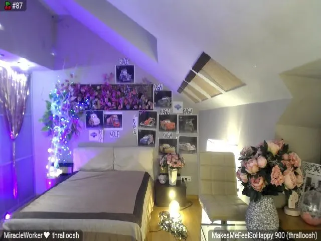 Live sex webcam photo for StaceyAdams #260987317