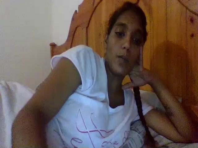 Live sex webcam photo for IndianvixxenX #264409118