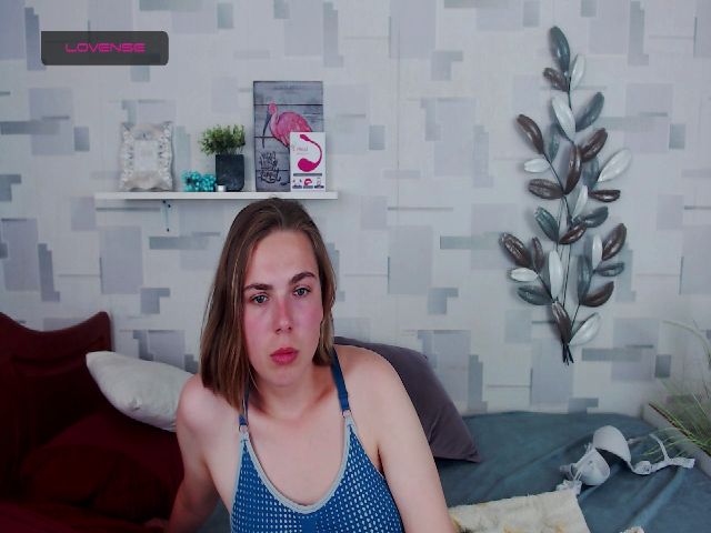 Live sex webcam photo for MissCharlin #260199197