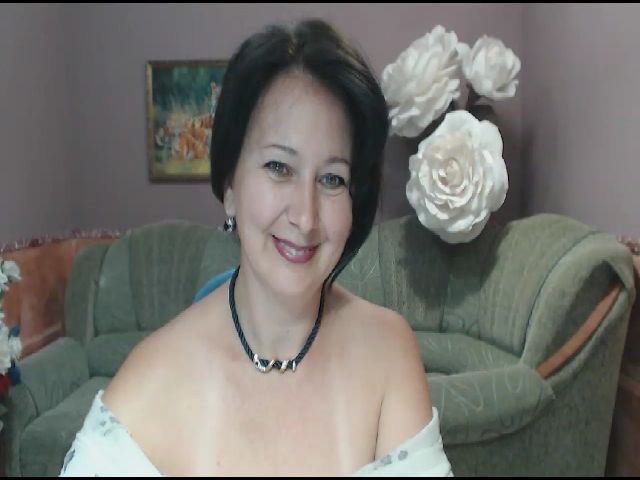 Live sex webcam photo for Lovely_Woman_ #254116751