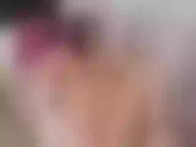 Live sex webcam photo for StormiSquirt #255452556