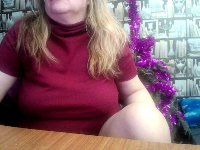 Live sex webcam photo for -Raven40- #241046350