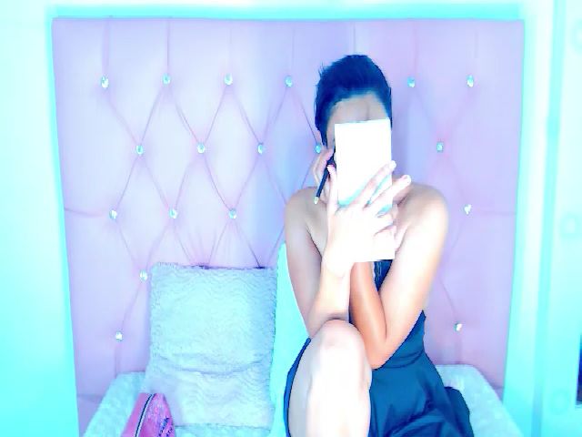 Live sex webcam photo for Amyparkr #260249151