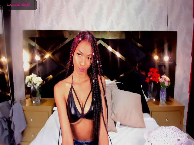 Live sex webcam photo for abbireyes #264269545