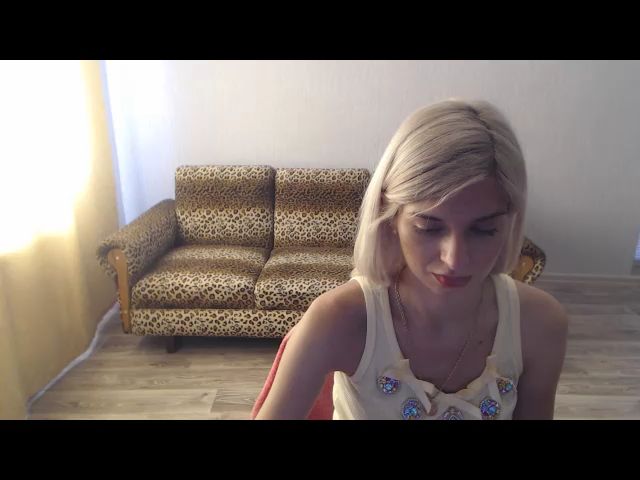 Live sex webcam photo for SexyBeatriice #262972681