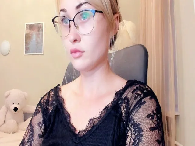 Live sex webcam photo for Mistress_Eva_ #256390022
