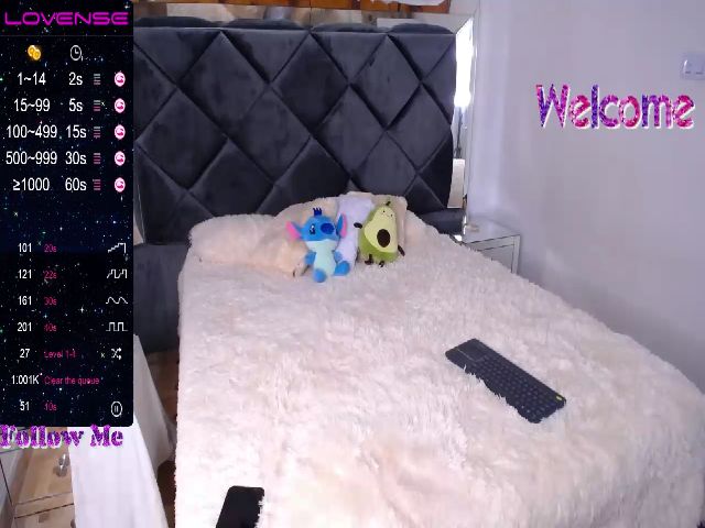 Live sex webcam photo for ElektraWhite #265308748