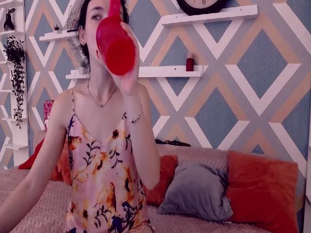 Live sex webcam photo for KattySteal #258497288
