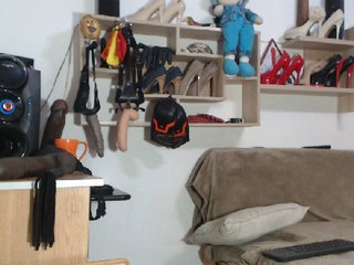 Live sex webcam photo for mistressmiry #240705225