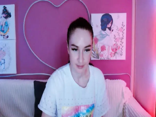 Live sex webcam photo for Lilly_Shine #254735799