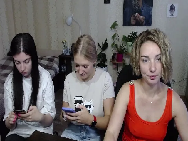 Live sex webcam photo for UrBlack_Kitty #257399929