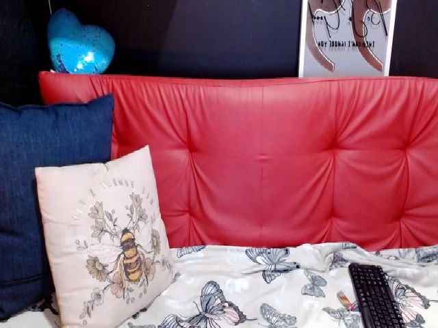 Live sex webcam photo for Ebonyindian69 #259616668