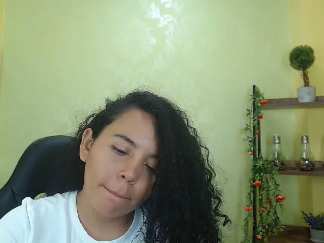 Live sex webcam photo for Wanda_Summers #252318939