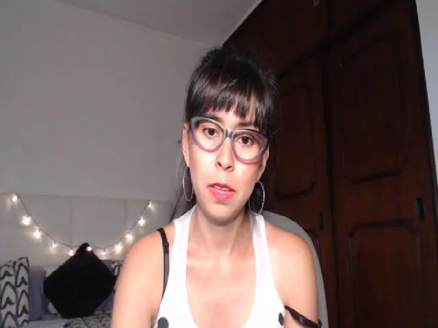 Live sex webcam photo for Evansdani18 #260107674