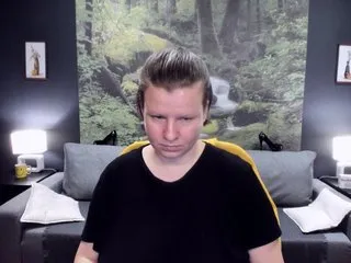 Live sex webcam photo for CoconutLegs #240830546