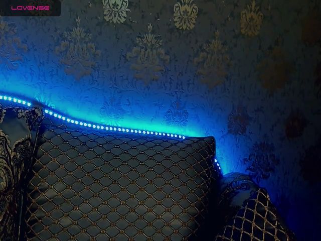 Live sex webcam photo for MariaCharming #262228349