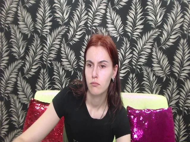 Live sex webcam photo for MollyTravis #257836673