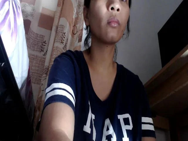 Live sex webcam photo for HotpukiLuver #255455721