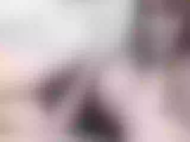 Live sex webcam photo for MissLilie #261755896