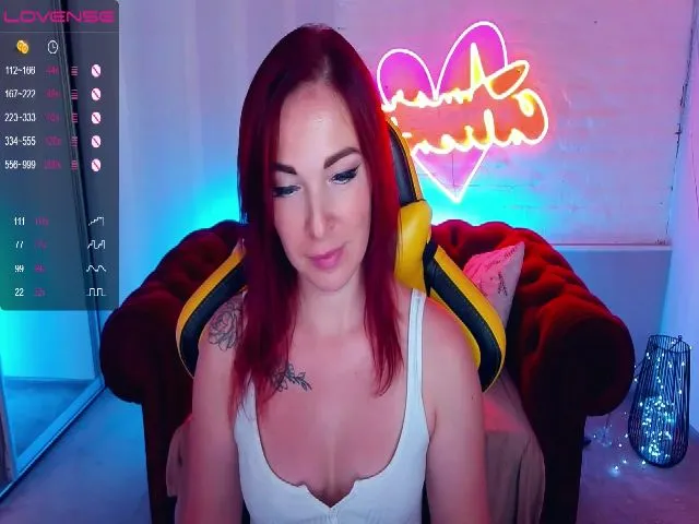 Live sex webcam photo for Red_Catty #263564443
