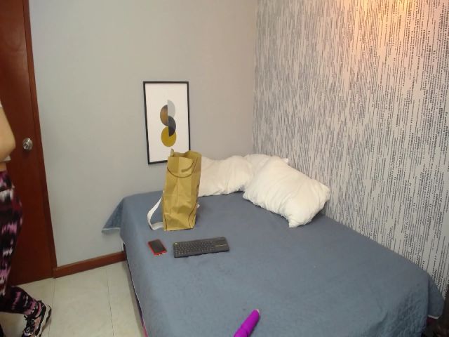 Live sex webcam photo for Charlote_Lush #263441868