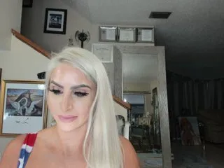 Live sex webcam photo for adrianna_fox #287952973