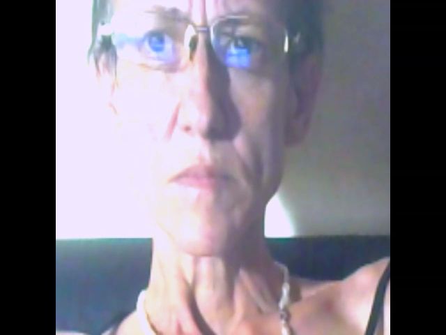 Live sex webcam photo for Sexygeny #253418078