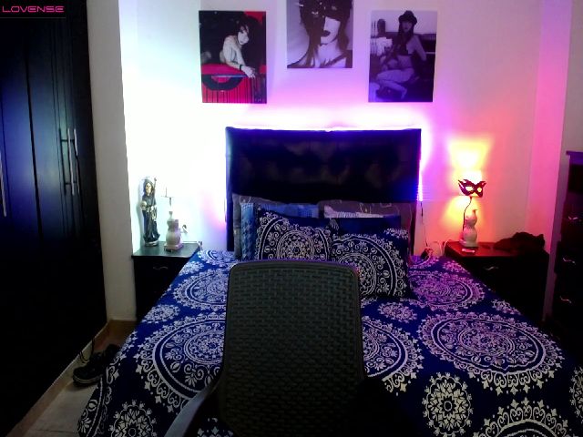 Live sex webcam photo for Laylamaze #253970459