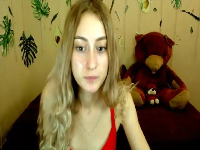 Live sex webcam photo for LinaRum__ #259141206