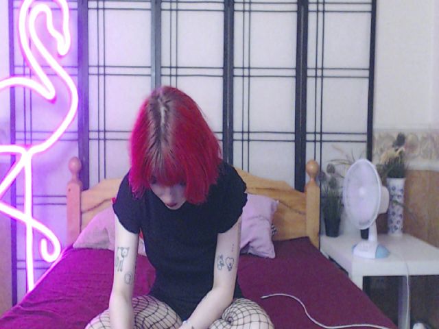 Live sex webcam photo for MinaSanna #261298715