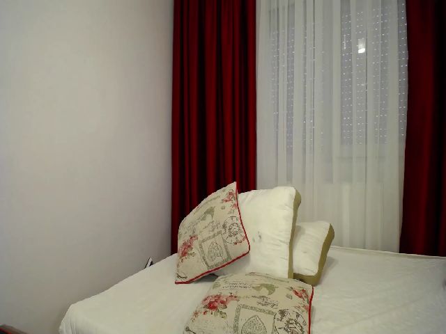 Live sex webcam photo for JhoannaSS #262560135