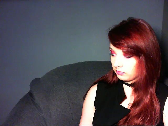 Live sex webcam photo for VirginLuna18 #260849523