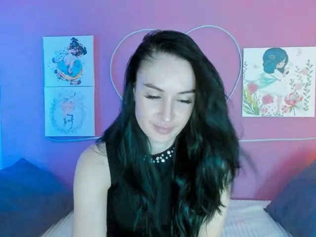 Live sex webcam photo for Lilly_Shine #262884507